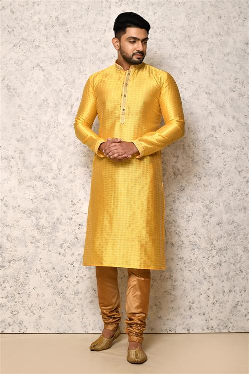 https://media.vinhemfashion.com/Images/RajsahiVol5BVLS416H6VODCR7KY/image/designer